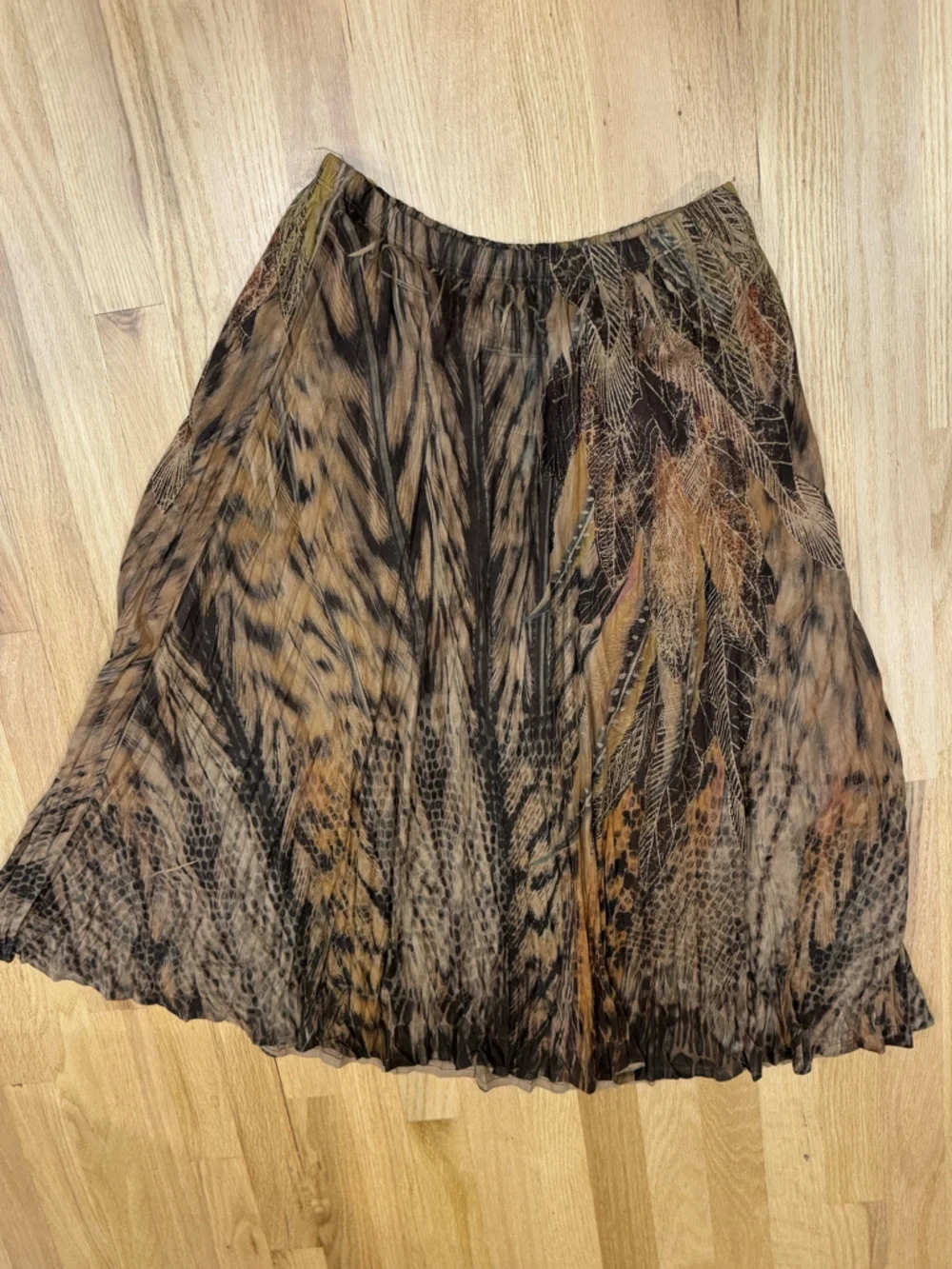 N/A about stretched waist